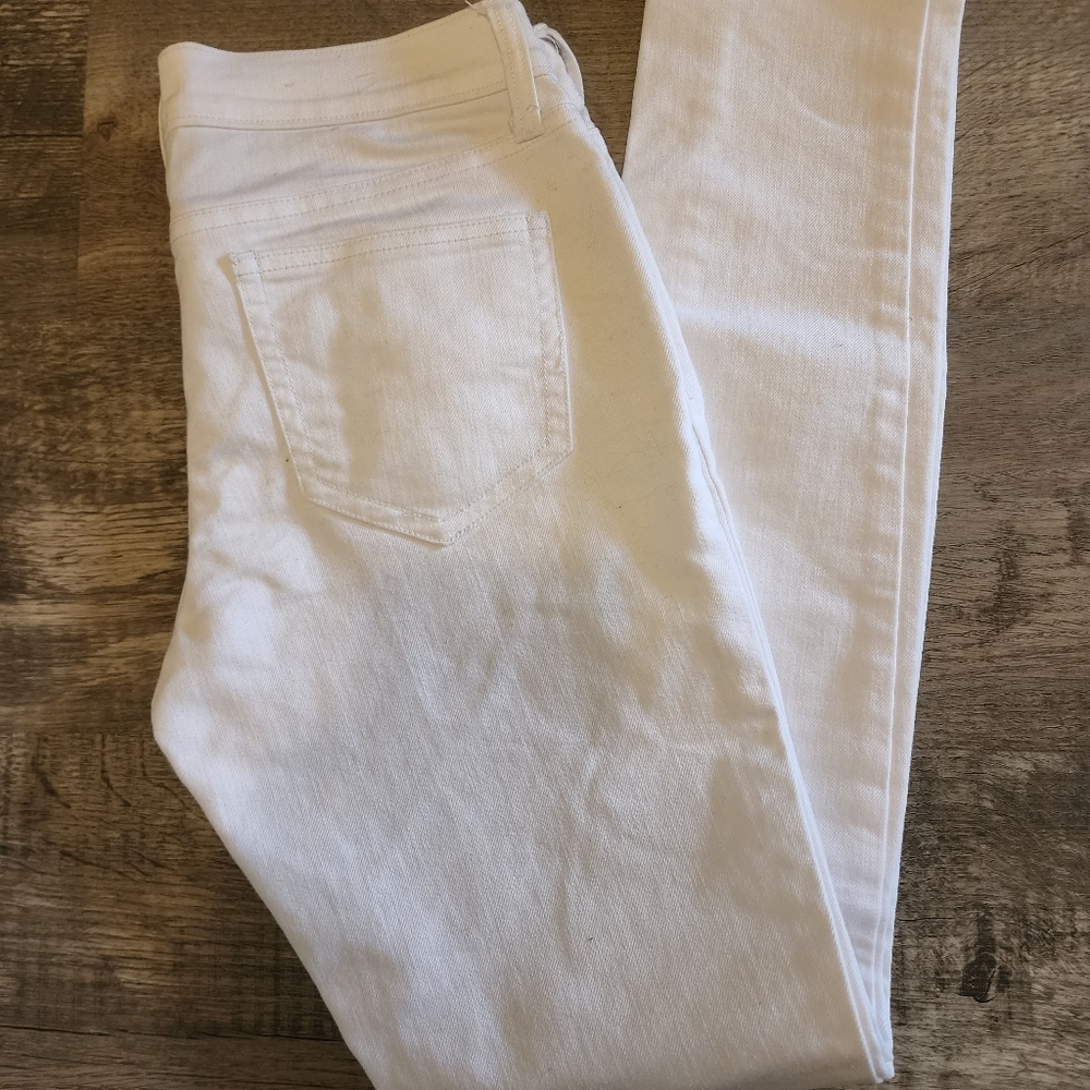 Old Navy White skinny jeans - Picture 2 of 4